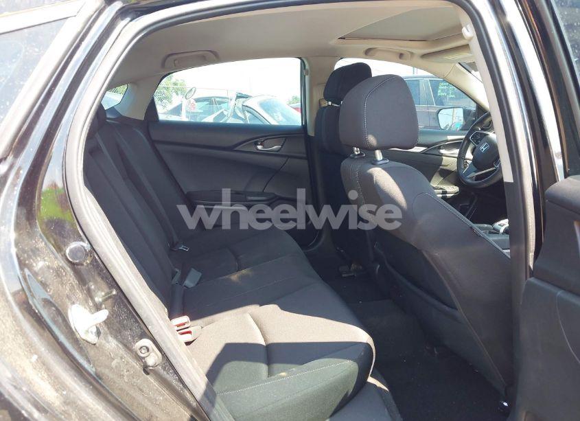 Photo 8 of 2018 Honda Civic EX (VIN 2HGFC2F85JH582847)