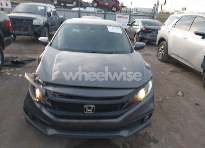 Photo 12 of 2019 Honda Civic SPORT (VIN 2HGFC2F85KH500231)