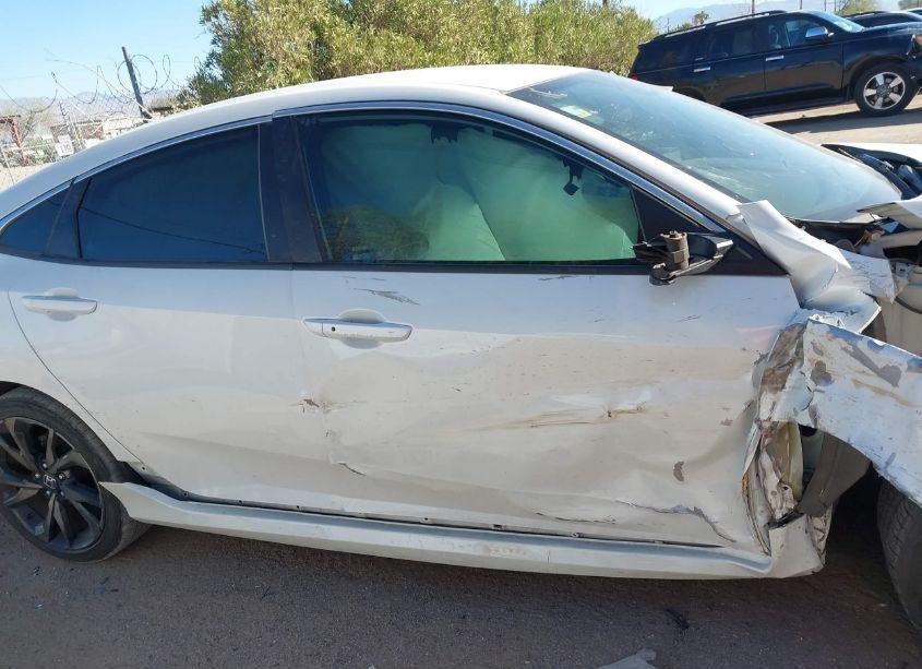 Photo 14 of 2019 Honda Civic SPORT (VIN 2HGFC2F85KH505526)