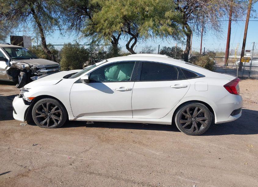 Photo 15 of 2019 Honda Civic SPORT (VIN 2HGFC2F85KH505526)