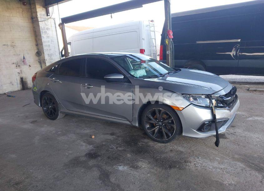 2019 Honda Civic SPORT (VIN 2HGFC2F85KH507129) main photo