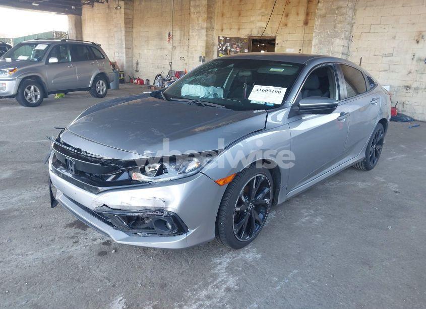 Photo 2 of 2019 Honda Civic SPORT (VIN 2HGFC2F85KH507129)