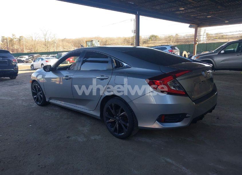 Photo 3 of 2019 Honda Civic SPORT (VIN 2HGFC2F85KH507129)