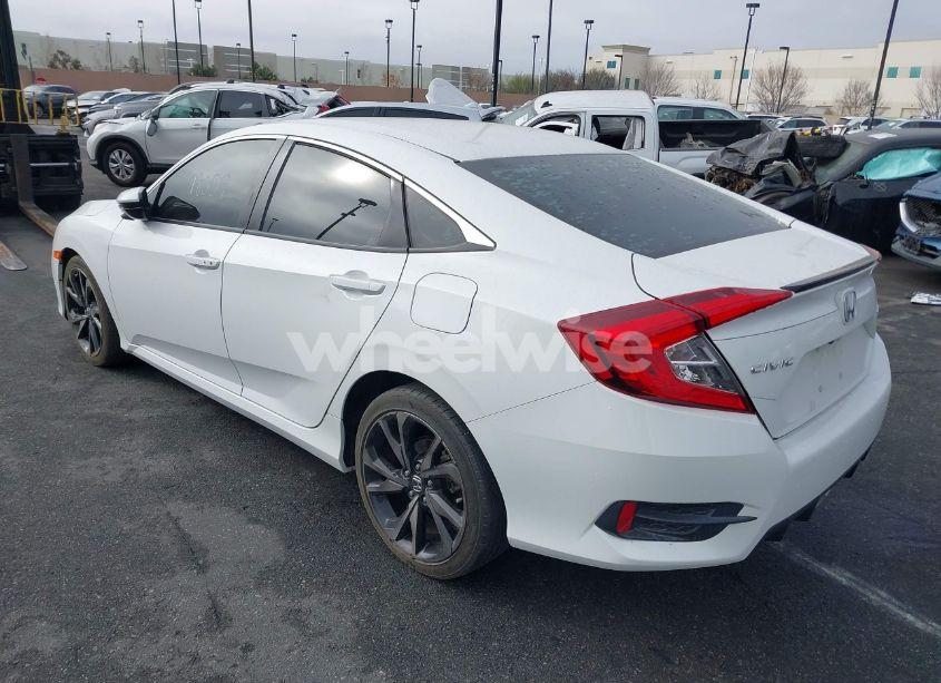 Photo 3 of 2019 Honda Civic SPORT (VIN 2HGFC2F85KH530877)