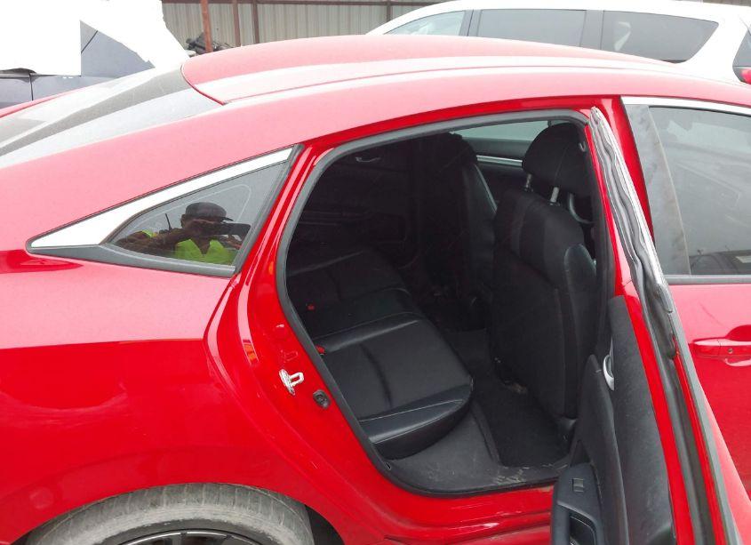 Photo 8 of 2019 Honda Civic SPORT (VIN 2HGFC2F85KH536100)