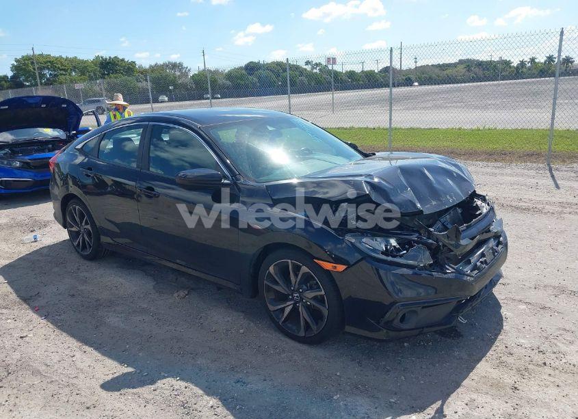 2019 Honda Civic SPORT (VIN 2HGFC2F85KH561644) main photo