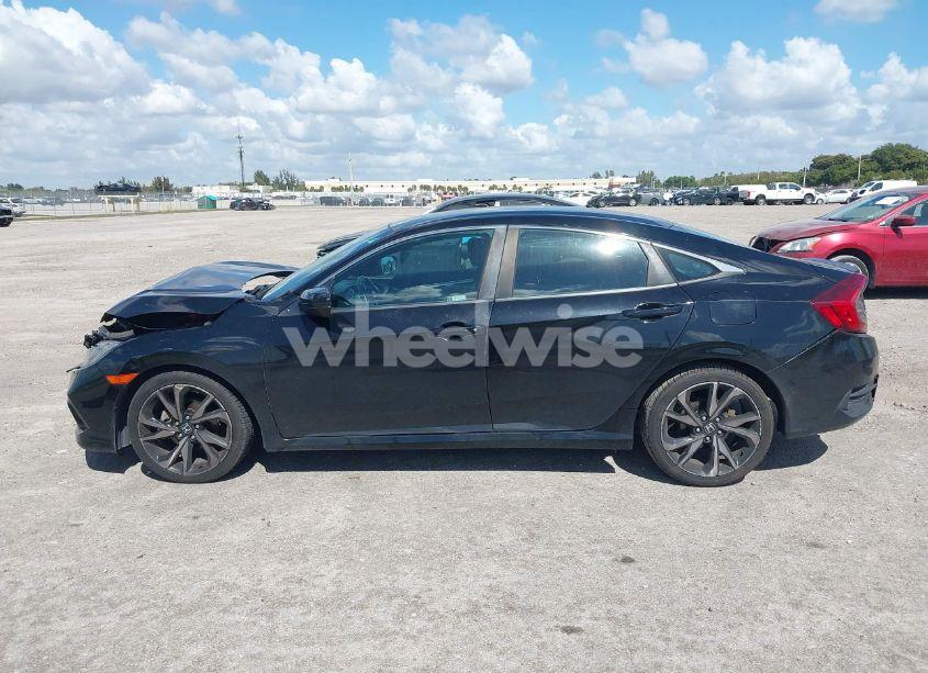 Photo 14 of 2019 Honda Civic SPORT (VIN 2HGFC2F85KH561644)