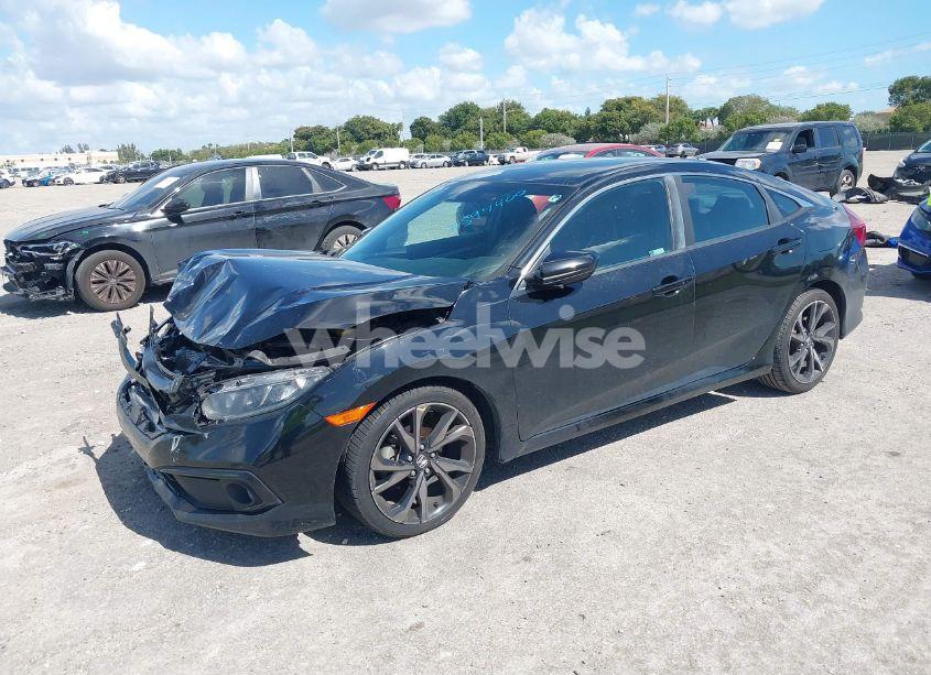 Photo 2 of 2019 Honda Civic SPORT (VIN 2HGFC2F85KH561644)