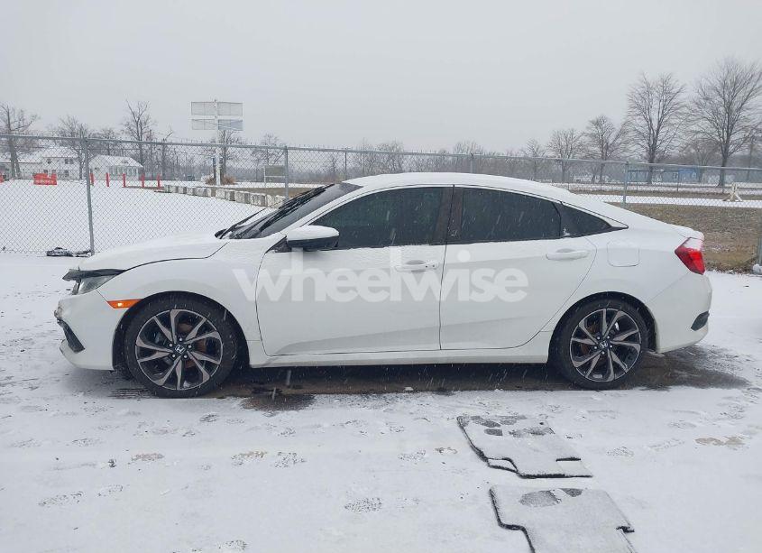 Photo 14 of 2019 Honda Civic SPORT (VIN 2HGFC2F85KH564558)