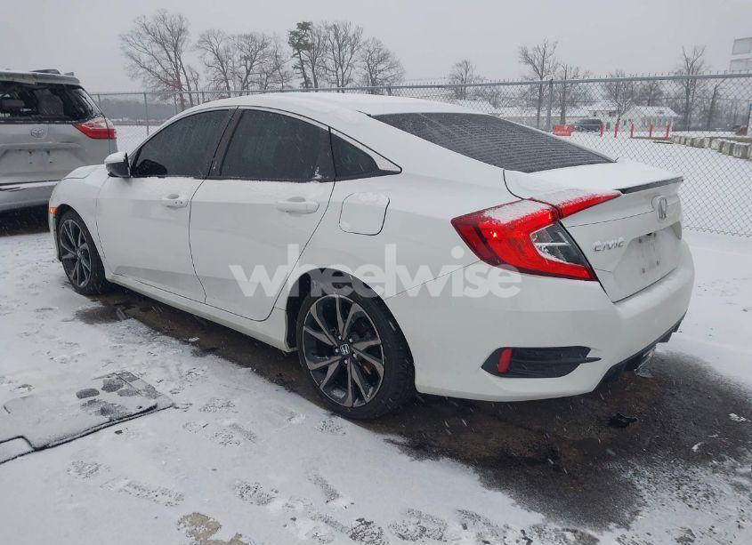 Photo 3 of 2019 Honda Civic SPORT (VIN 2HGFC2F85KH564558)