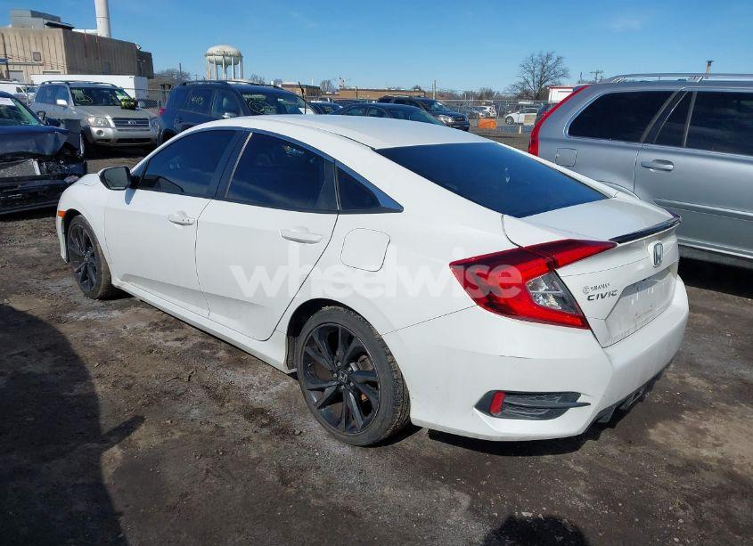Photo 3 of 2019 Honda Civic SPORT (VIN 2HGFC2F85KH583000)