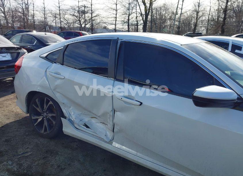 Photo 6 of 2019 Honda Civic SPORT (VIN 2HGFC2F85KH583000)