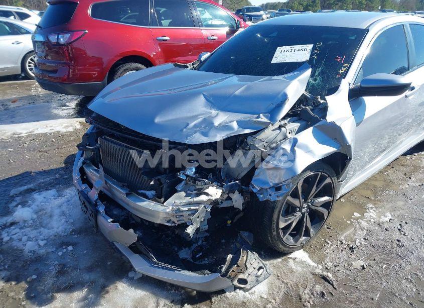 Photo 6 of 2019 Honda Civic SPORT (VIN 2HGFC2F85KH605786)