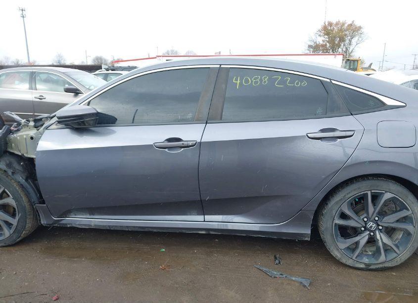 Photo 15 of 2020 Honda Civic SPORT (VIN 2HGFC2F85LH534803)