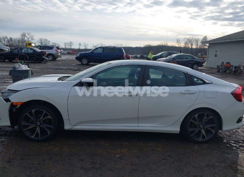 Photo 14 of 2020 Honda Civic SPORT (VIN 2HGFC2F85LH536034)