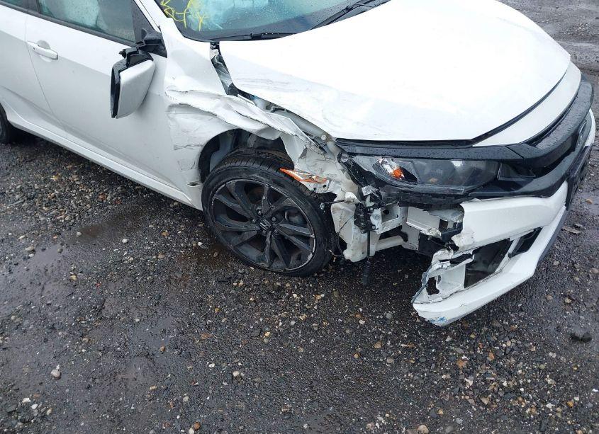 Photo 6 of 2020 Honda Civic SPORT (VIN 2HGFC2F85LH549902)