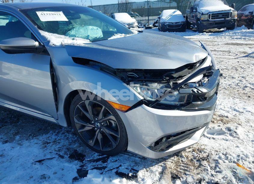 Photo 17 of 2020 Honda Civic SPORT (VIN 2HGFC2F85LH550872)