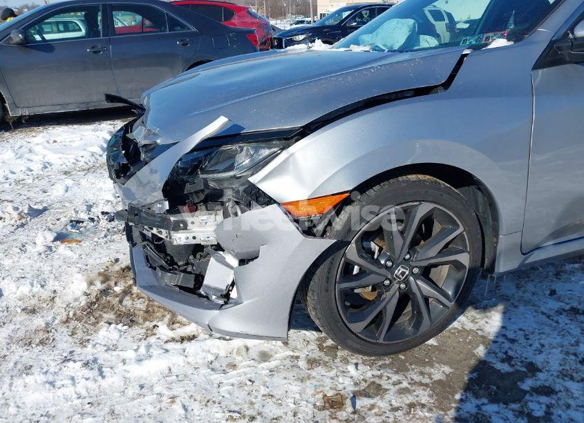 Photo 18 of 2020 Honda Civic SPORT (VIN 2HGFC2F85LH550872)