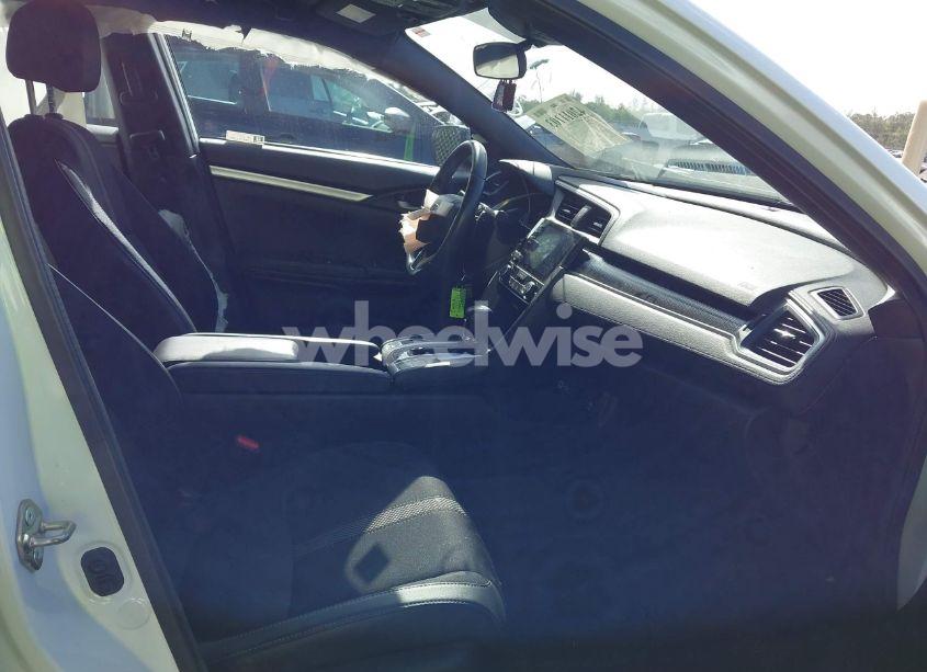 Photo 5 of 2020 Honda Civic SPORT (VIN 2HGFC2F85LH584276)