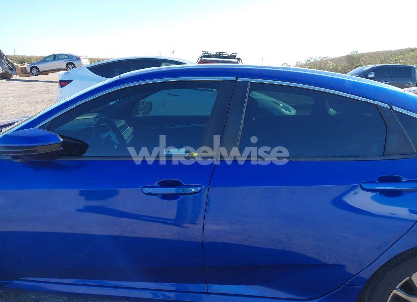 Photo 14 of 2020 Honda Civic SPORT (VIN 2HGFC2F85LH584553)