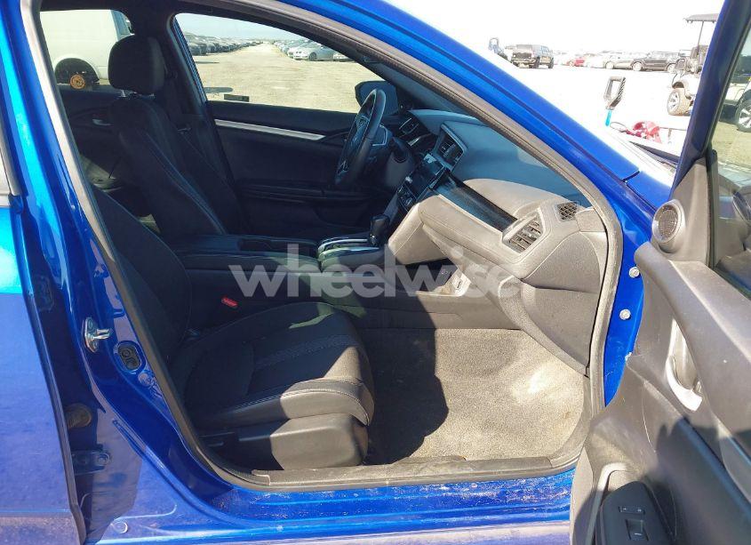 Photo 5 of 2020 Honda Civic SPORT (VIN 2HGFC2F85LH584553)