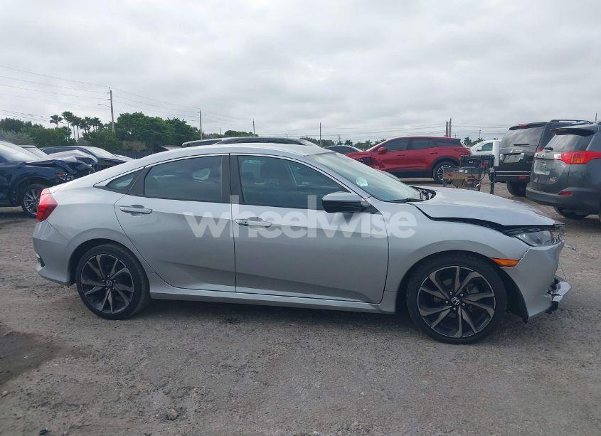 Photo 13 of 2020 Honda Civic SPORT (VIN 2HGFC2F85LH587100)