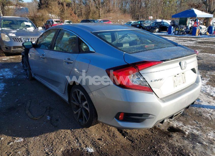 Photo 3 of 2019 Honda Civic SPORT (VIN 2HGFC2F86KH500934)