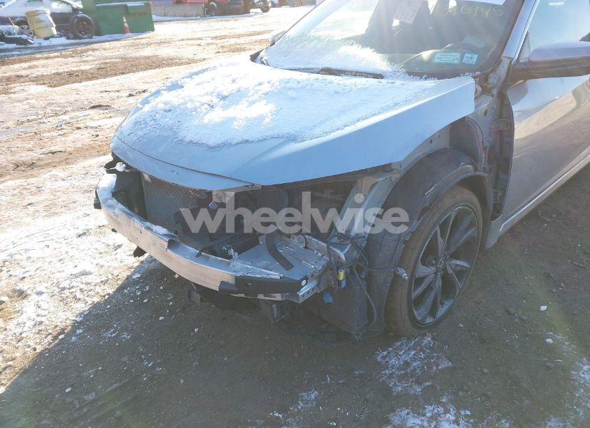 Photo 6 of 2019 Honda Civic SPORT (VIN 2HGFC2F86KH500934)