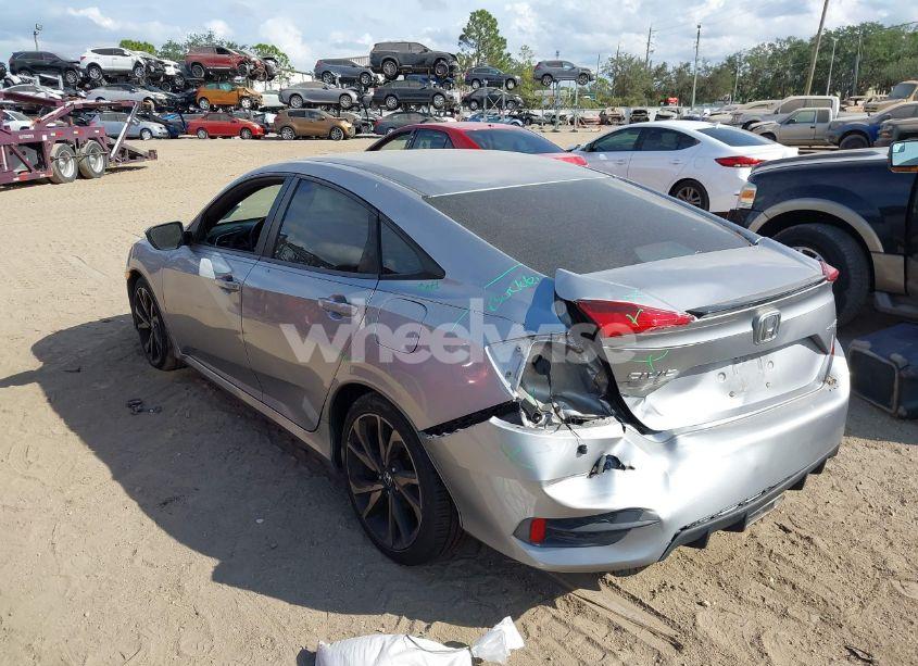 Photo 3 of 2019 Honda Civic SPORT (VIN 2HGFC2F86KH517085)