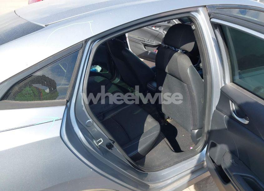 Photo 8 of 2019 Honda Civic SPORT (VIN 2HGFC2F86KH517085)