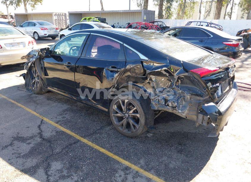 Photo 3 of 2019 Honda Civic SPORT (VIN 2HGFC2F86KH527941)