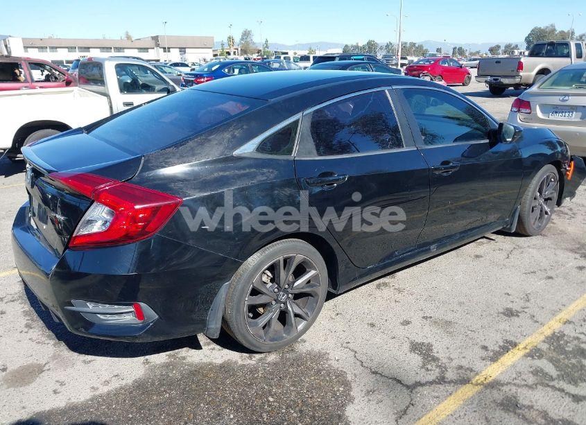 Photo 4 of 2019 Honda Civic SPORT (VIN 2HGFC2F86KH527941)