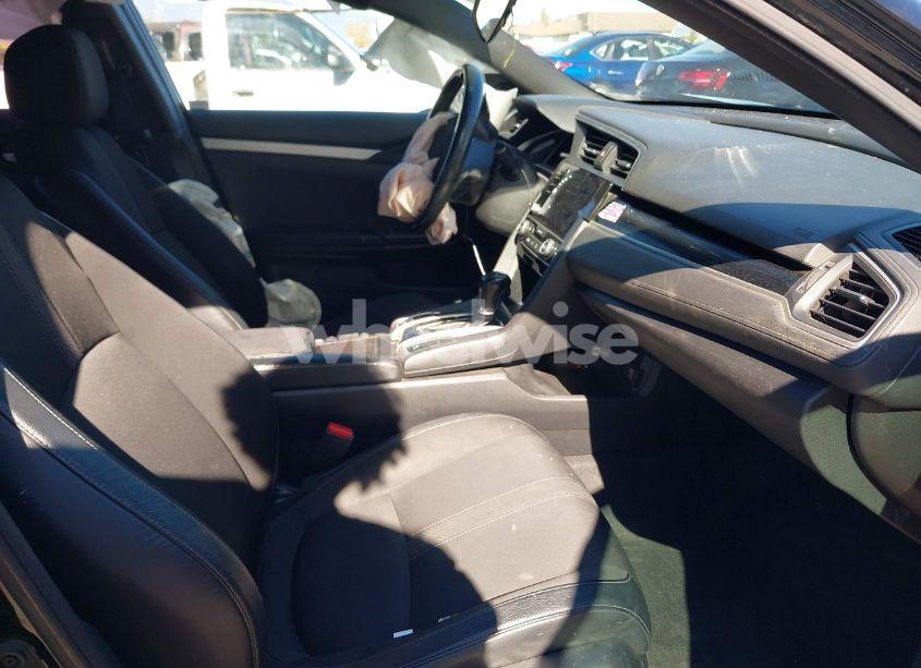 Photo 5 of 2019 Honda Civic SPORT (VIN 2HGFC2F86KH527941)