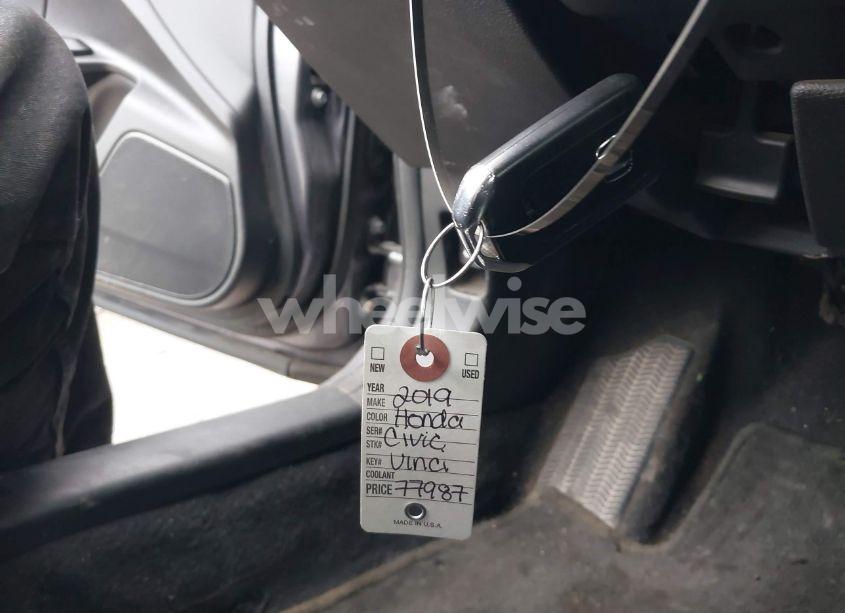 Photo 11 of 2019 Honda Civic SPORT (VIN 2HGFC2F86KH547185)