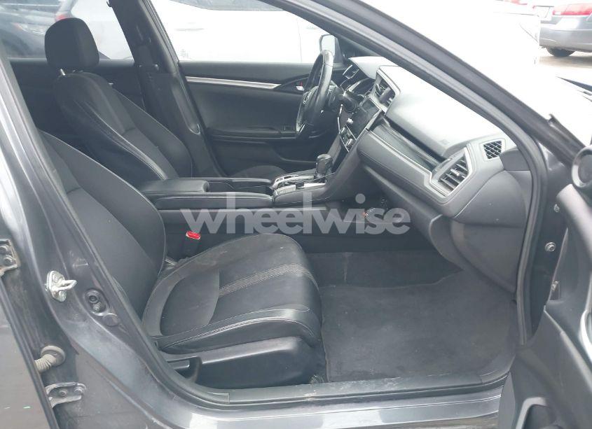 Photo 5 of 2019 Honda Civic SPORT (VIN 2HGFC2F86KH547185)