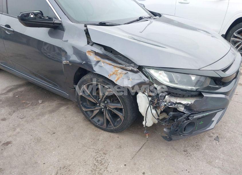 Photo 6 of 2019 Honda Civic SPORT (VIN 2HGFC2F86KH547185)