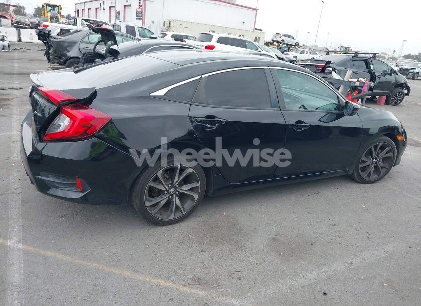 Photo 13 of 2019 Honda Civic SPORT (VIN 2HGFC2F86KH551835)