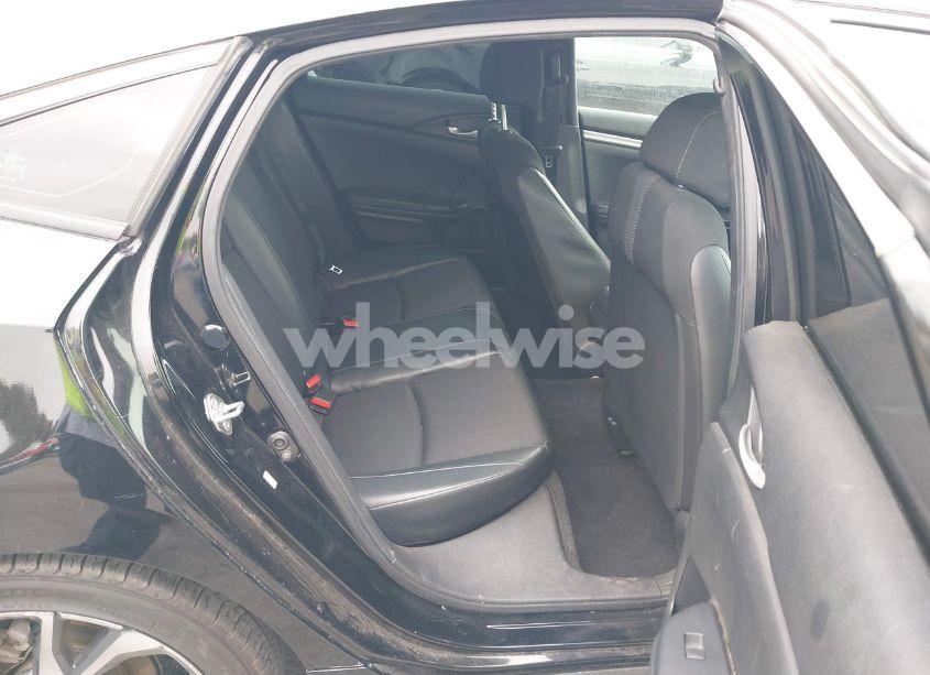 Photo 8 of 2019 Honda Civic SPORT (VIN 2HGFC2F86KH551835)