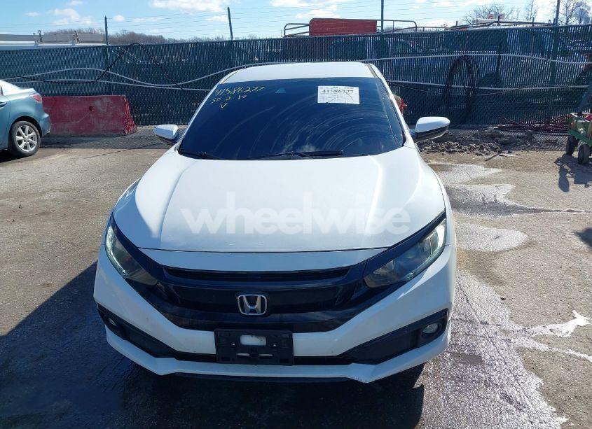 Photo 12 of 2019 Honda Civic SPORT (VIN 2HGFC2F86KH558347)