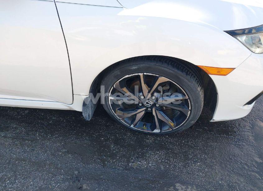 Photo 6 of 2019 Honda Civic SPORT (VIN 2HGFC2F86KH558347)