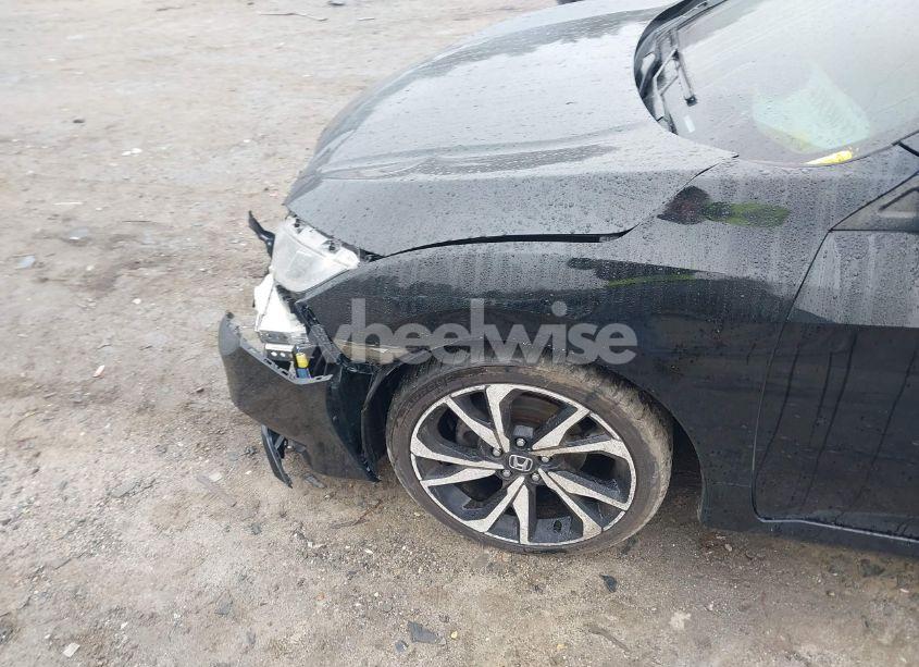 Photo 6 of 2019 Honda Civic SPORT (VIN 2HGFC2F86KH566920)