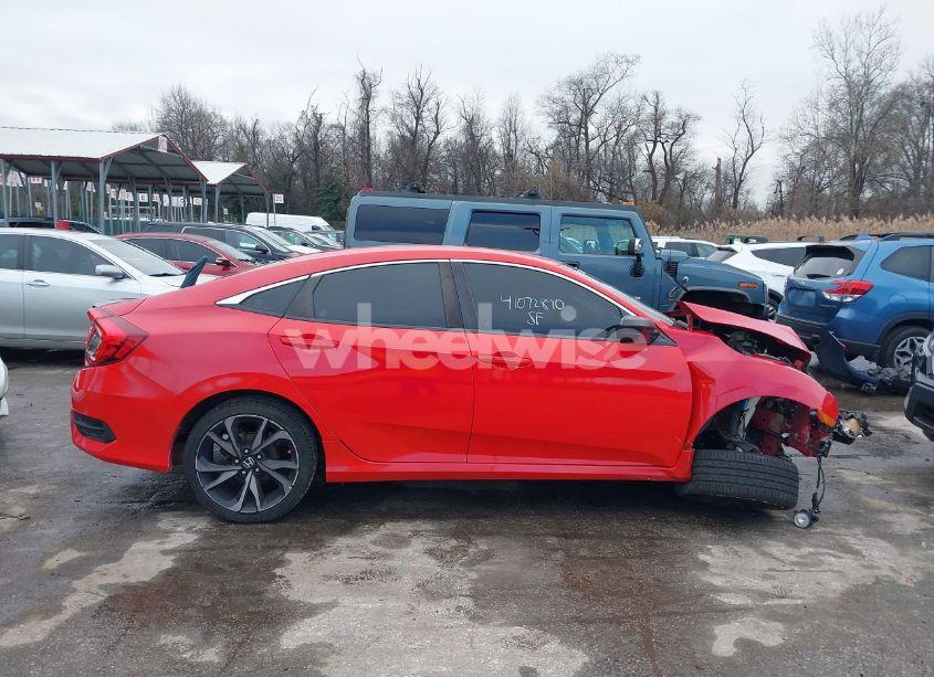 Photo 13 of 2019 Honda Civic SPORT (VIN 2HGFC2F86KH573897)