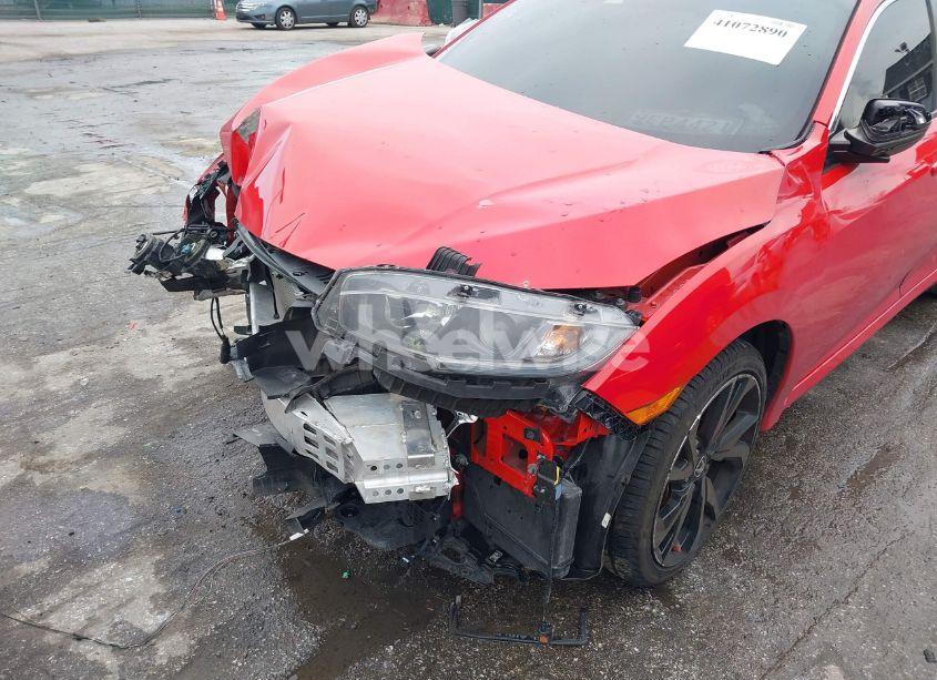 Photo 6 of 2019 Honda Civic SPORT (VIN 2HGFC2F86KH573897)