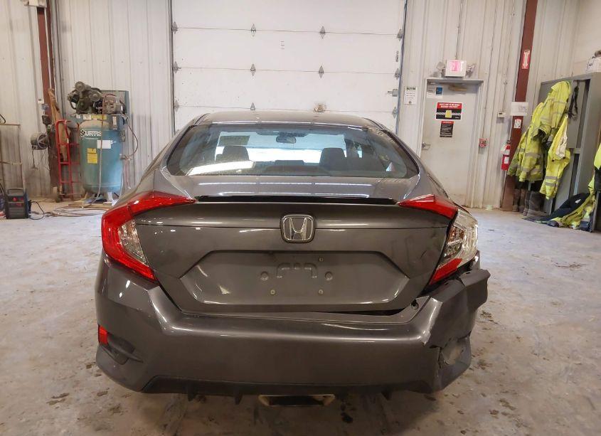 Photo 16 of 2019 Honda Civic SPORT (VIN 2HGFC2F86KH595642)