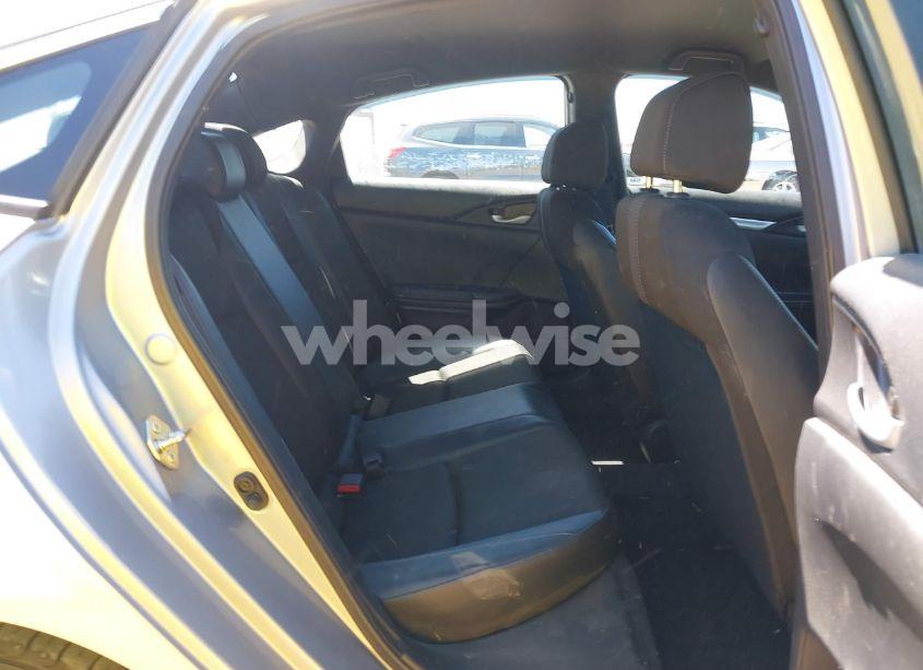 Photo 8 of 2019 Honda Civic SPORT (VIN 2HGFC2F86KH605828)