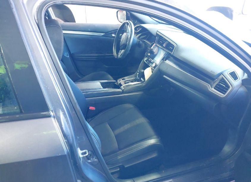 Photo 5 of 2020 Honda Civic SPORT (VIN 2HGFC2F86LH505214)