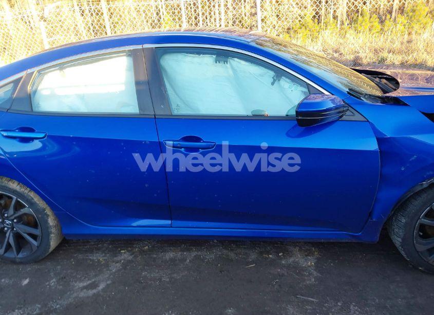 Photo 13 of 2020 Honda Civic SPORT (VIN 2HGFC2F86LH523566)