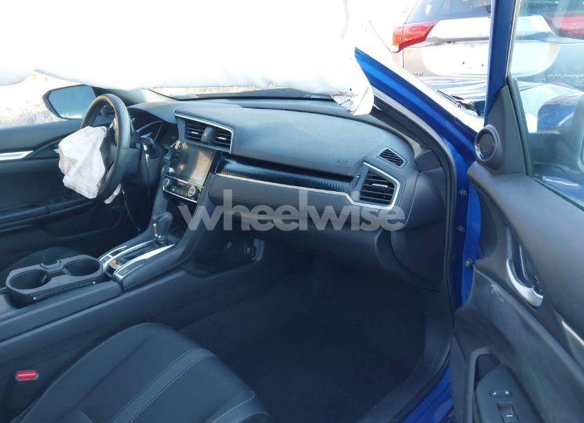 Photo 5 of 2020 Honda Civic SPORT (VIN 2HGFC2F86LH523566)