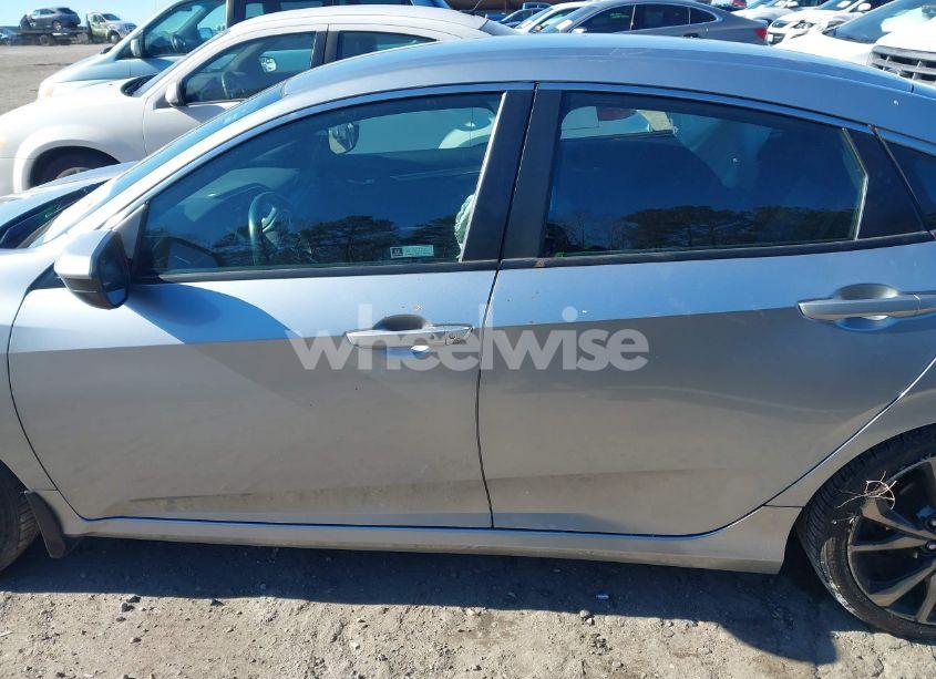 Photo 15 of 2020 Honda Civic SPORT (VIN 2HGFC2F86LH542750)