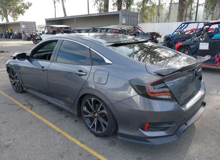 Photo 3 of 2020 Honda Civic SPORT (VIN 2HGFC2F86LH545096)
